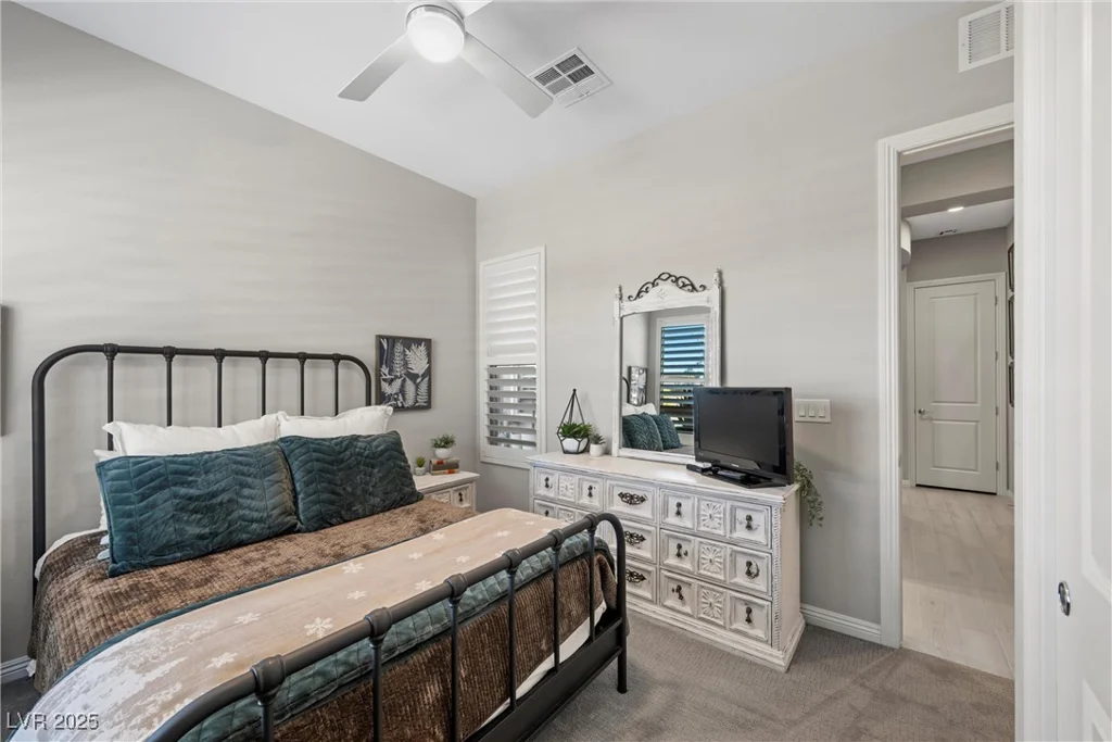 6833 Desert Crimson, Las Vegas, NV 89148