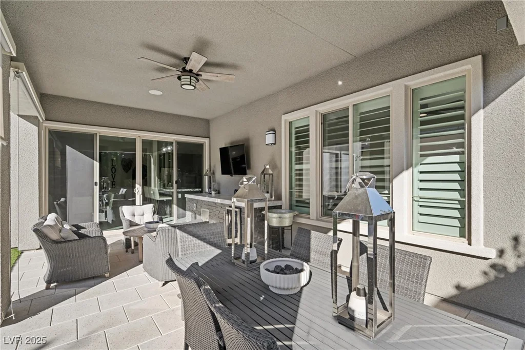 6833 Desert Crimson, Las Vegas, NV 89148