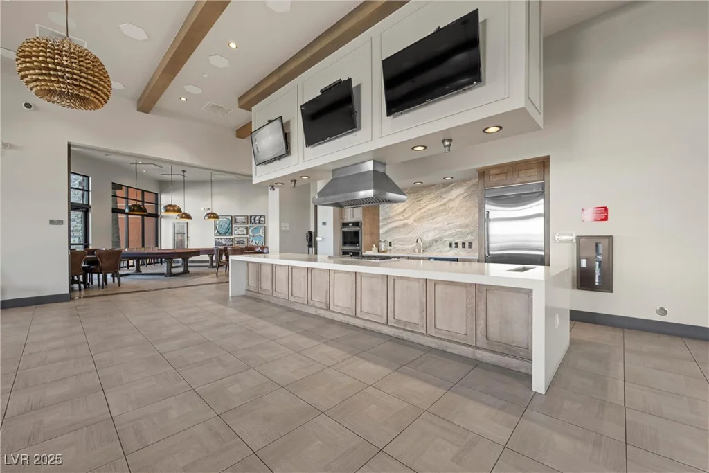 6833 Desert Crimson, Las Vegas, NV 89148