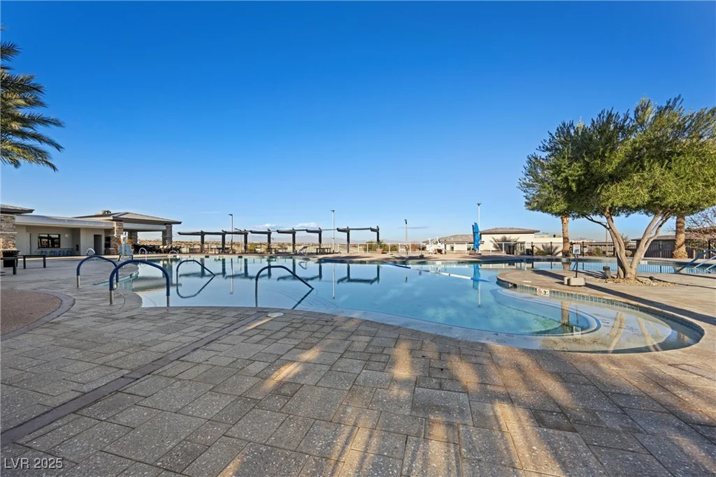 6833 Desert Crimson, Las Vegas, NV 89148