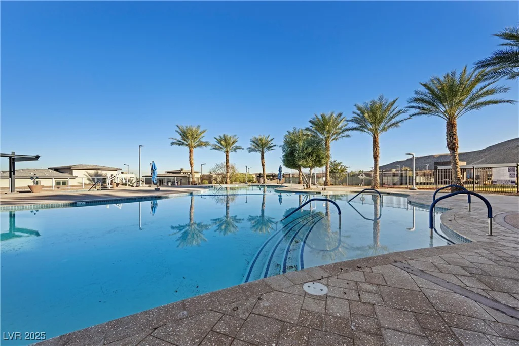 6833 Desert Crimson, Las Vegas, NV 89148