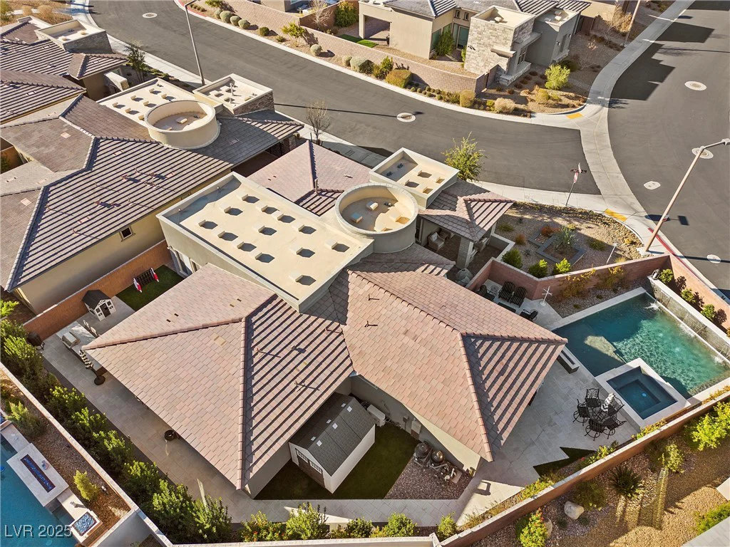 6833 Desert Crimson, Las Vegas, NV 89148
