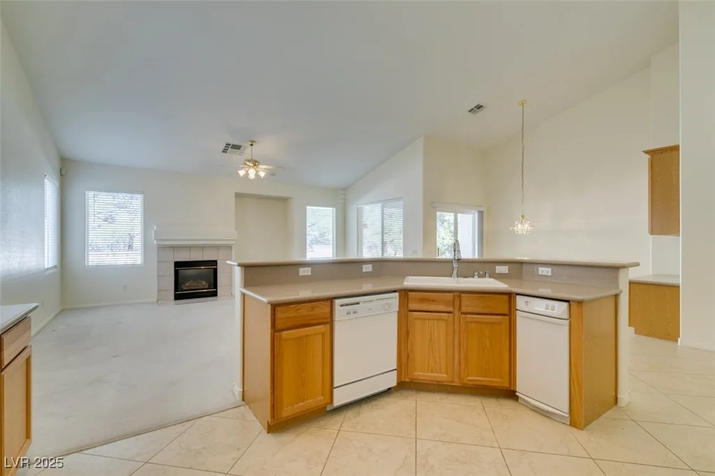 2228 Summerwind, Henderson, NV 89052