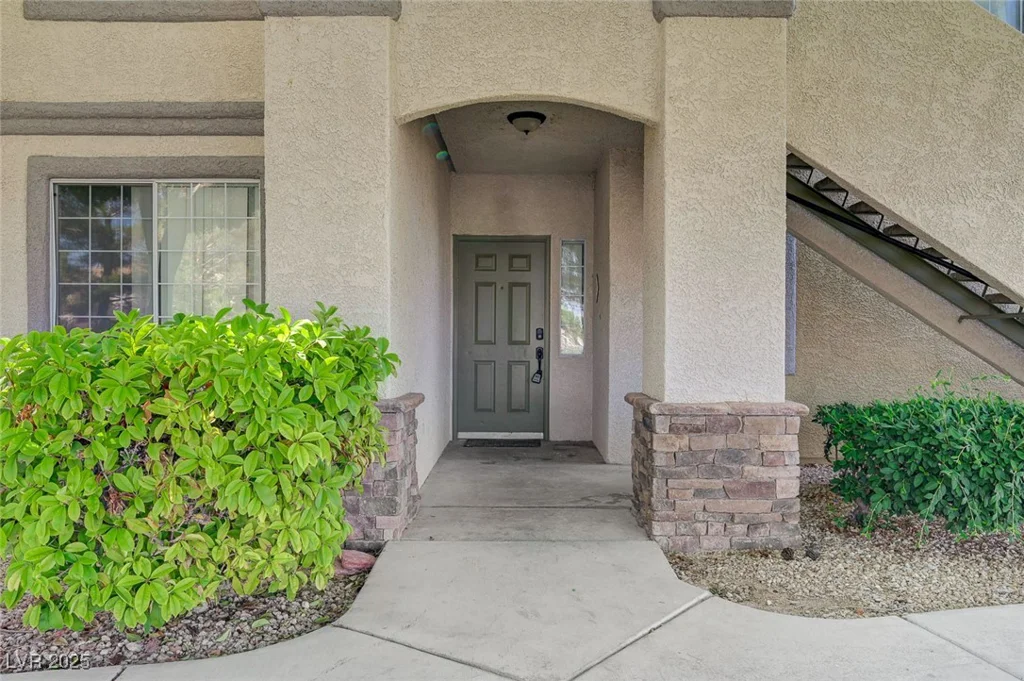 1701 King James, Las Vegas, NV 89144