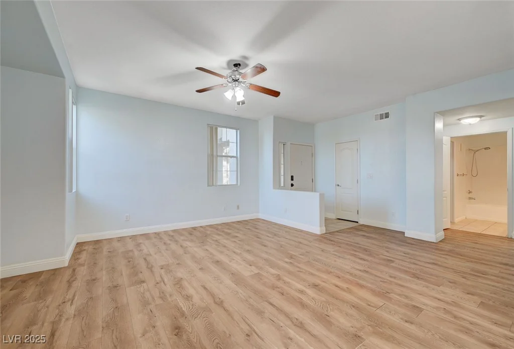 1701 King James, Las Vegas, NV 89144