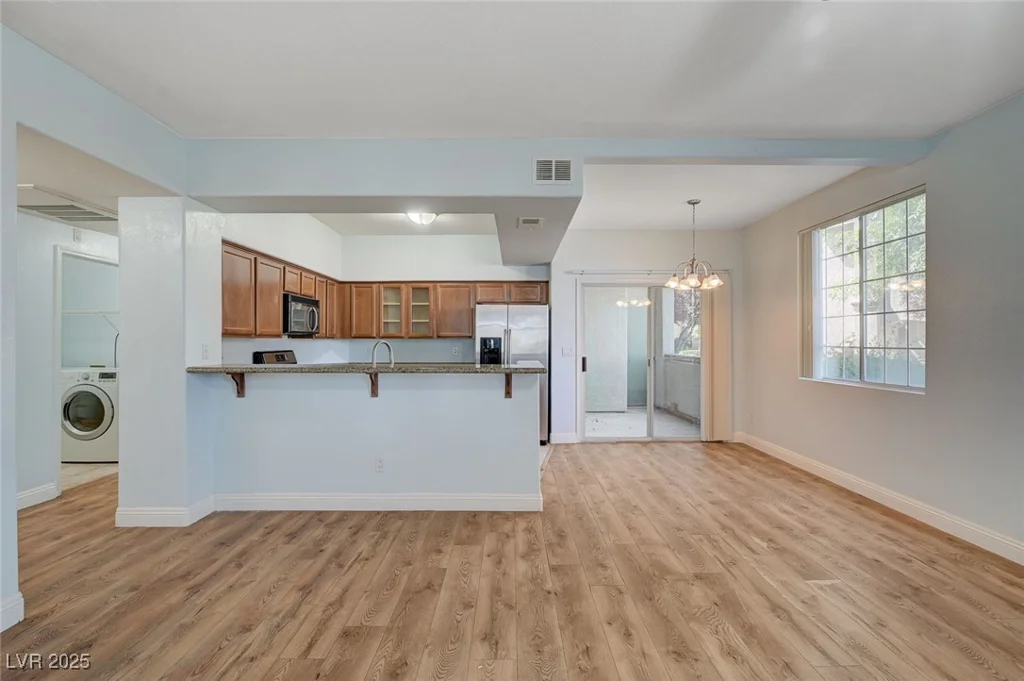 1701 King James, Las Vegas, NV 89144