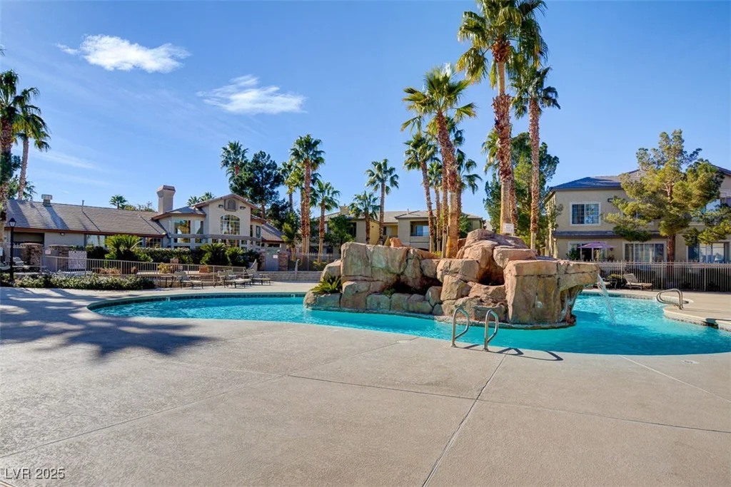 1701 King James, Las Vegas, NV 89144