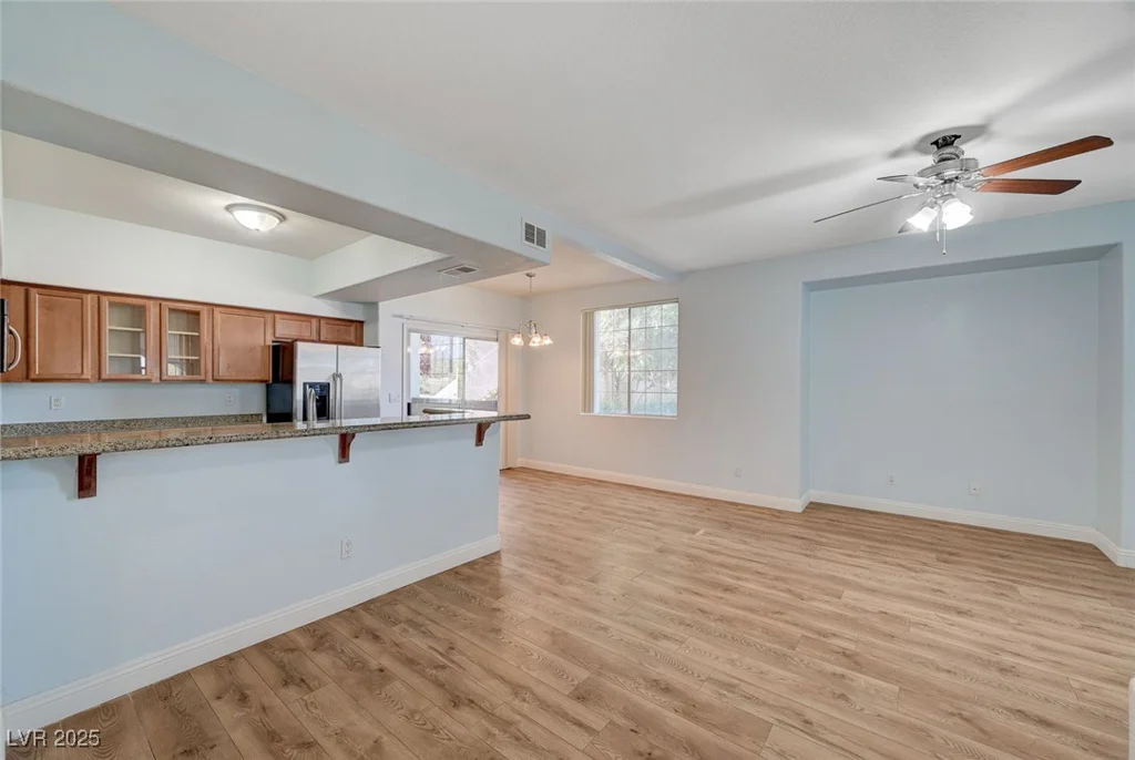 1701 King James, Las Vegas, NV 89144