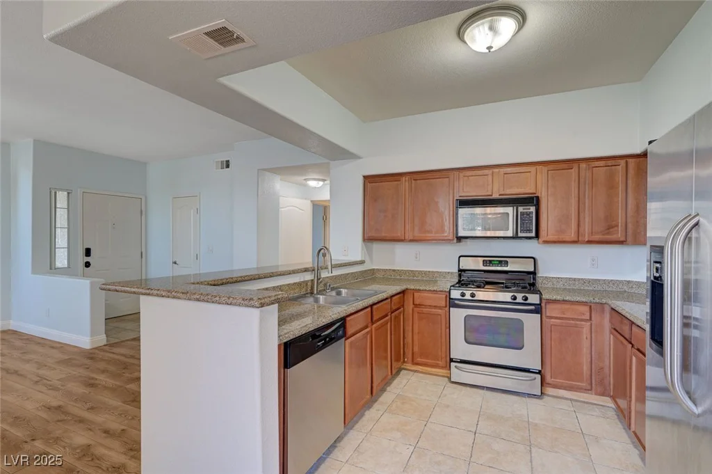 1701 King James, Las Vegas, NV 89144