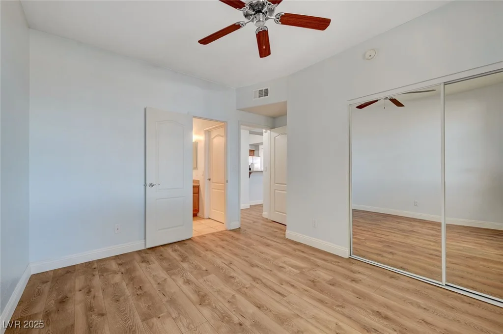 1701 King James, Las Vegas, NV 89144