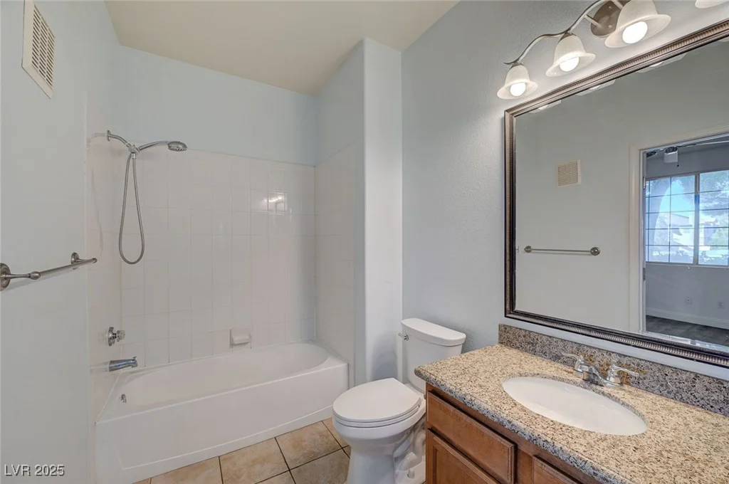 1701 King James, Las Vegas, NV 89144