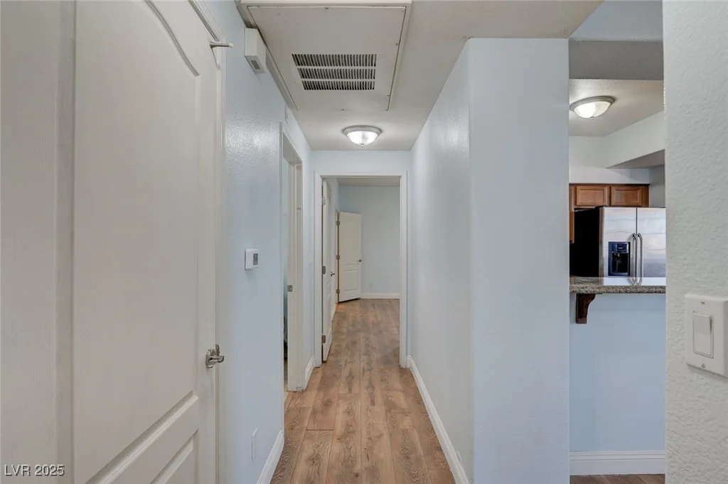 1701 King James, Las Vegas, NV 89144