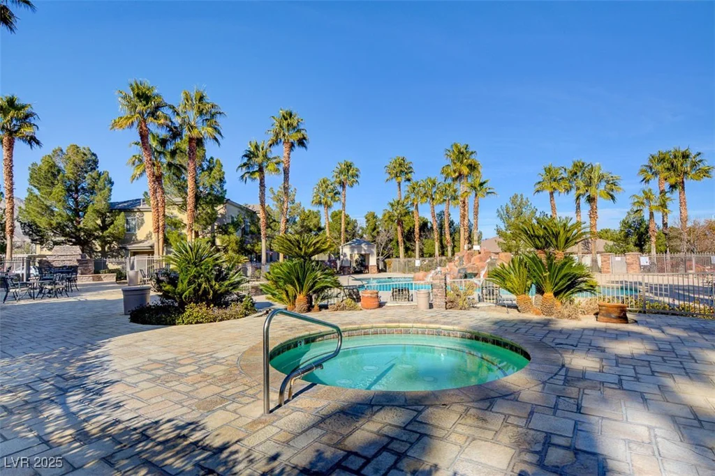 1701 King James, Las Vegas, NV 89144