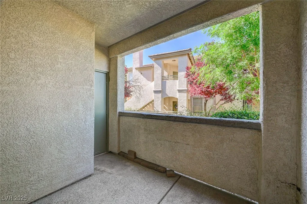 1701 King James, Las Vegas, NV 89144