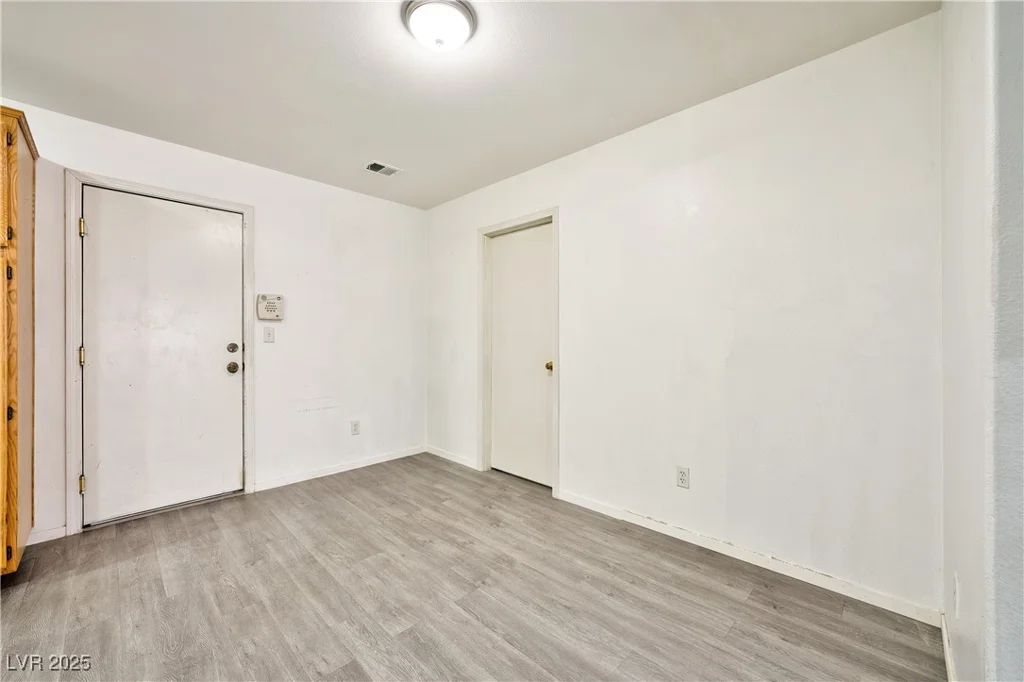 4059 Halfmoon Bay, Las Vegas, NV 89115