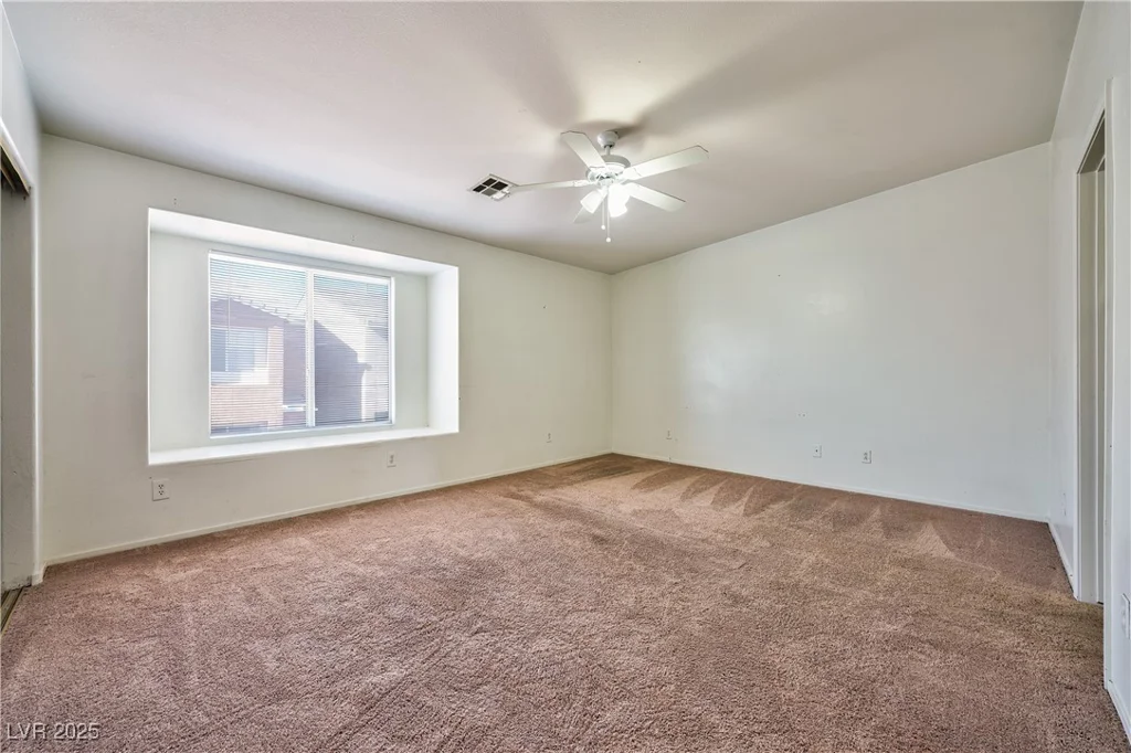4059 Halfmoon Bay, Las Vegas, NV 89115