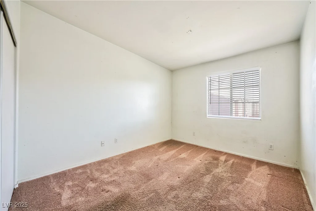 4059 Halfmoon Bay, Las Vegas, NV 89115