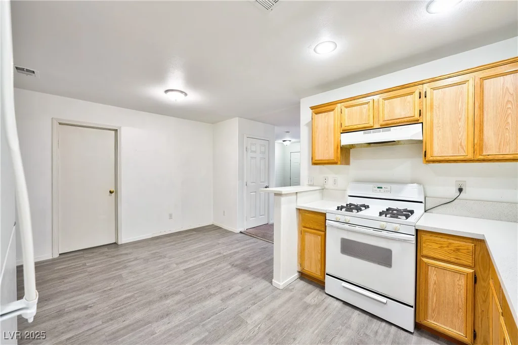 4059 Halfmoon Bay, Las Vegas, NV 89115