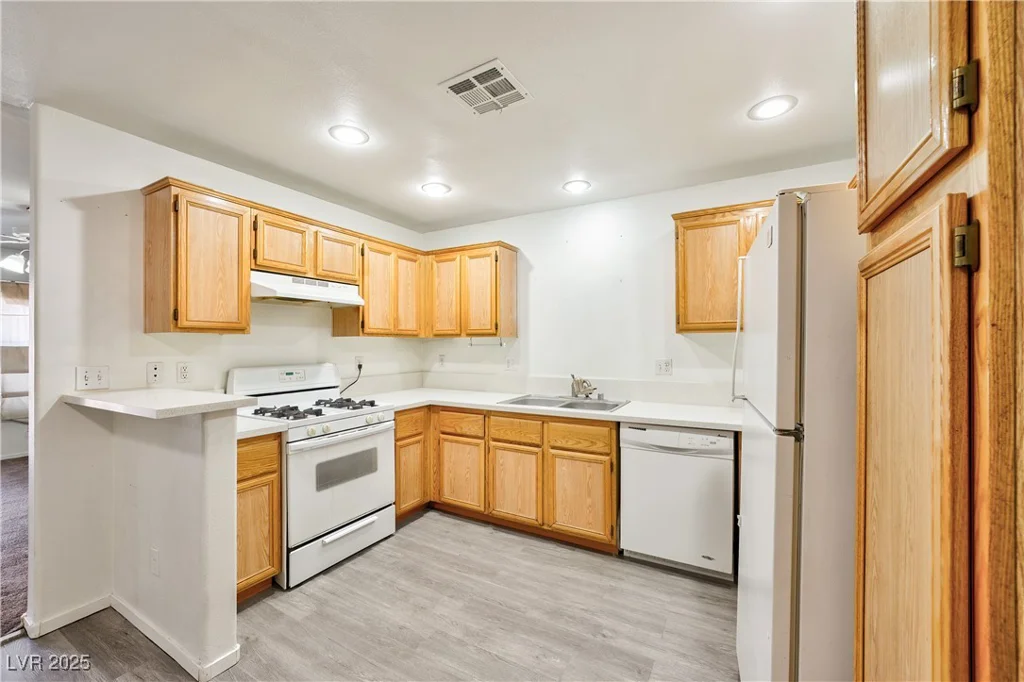 4059 Halfmoon Bay, Las Vegas, NV 89115