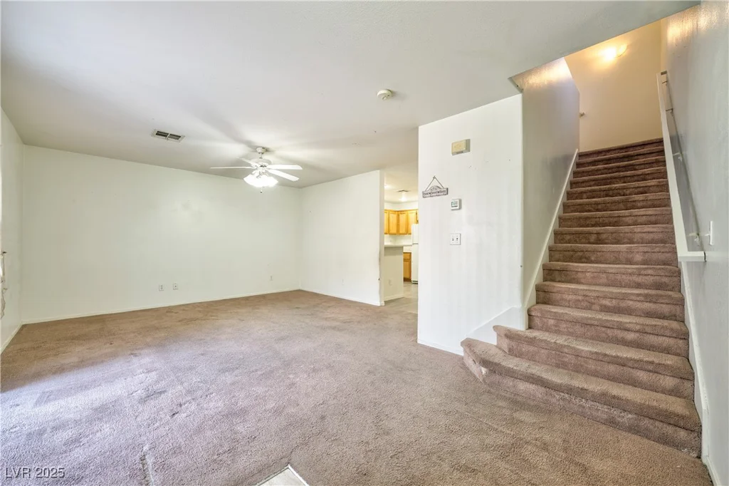 4059 Halfmoon Bay, Las Vegas, NV 89115