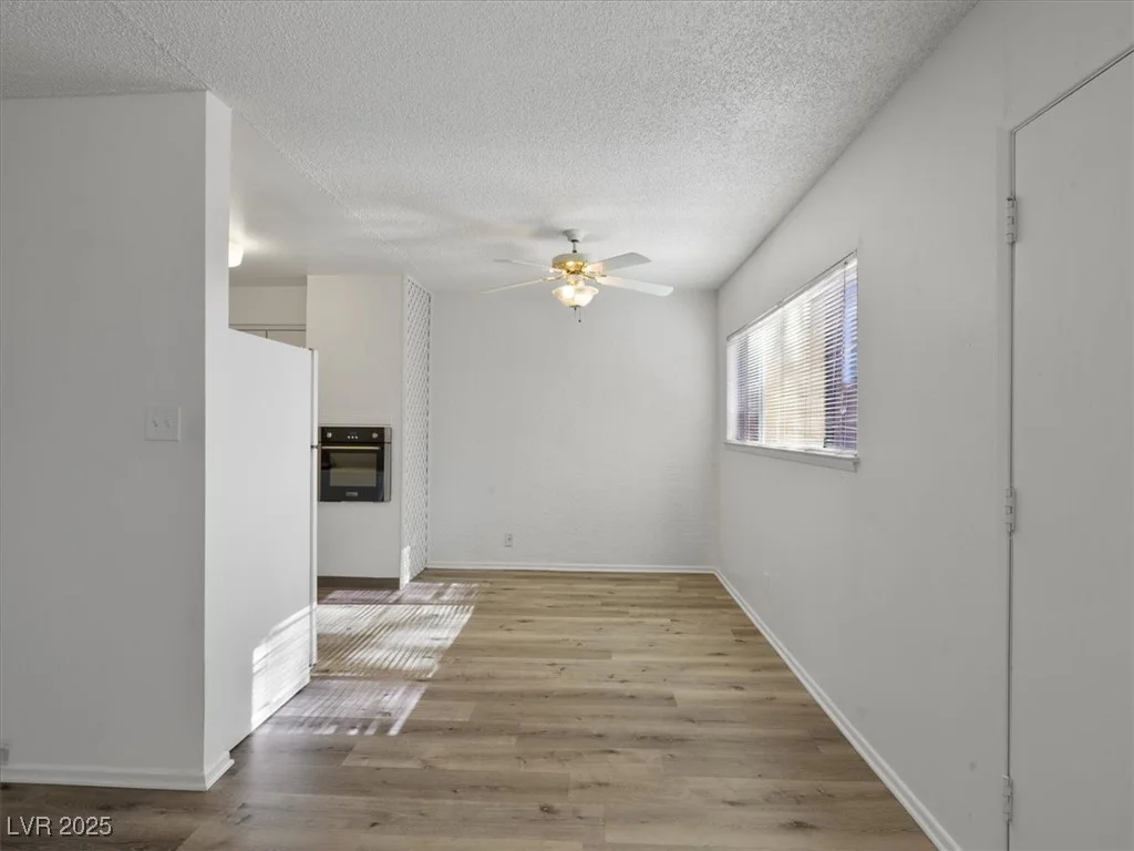 350 Desert Inn, Las Vegas, NV 89109