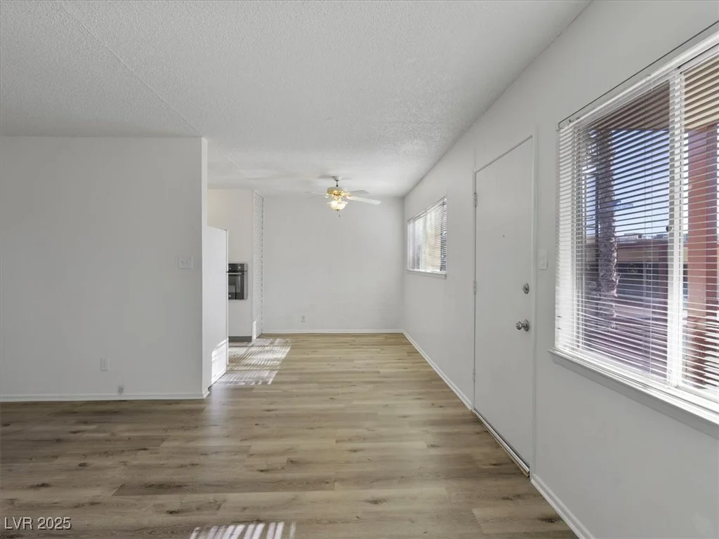350 Desert Inn, Las Vegas, NV 89109