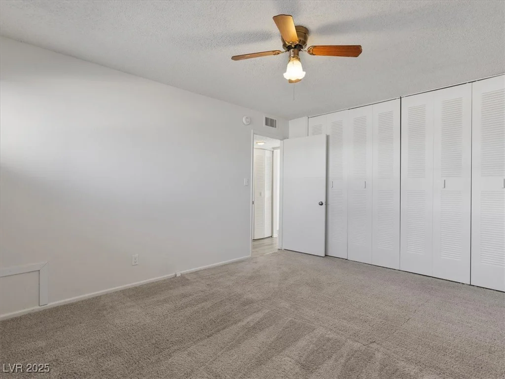 350 Desert Inn, Las Vegas, NV 89109