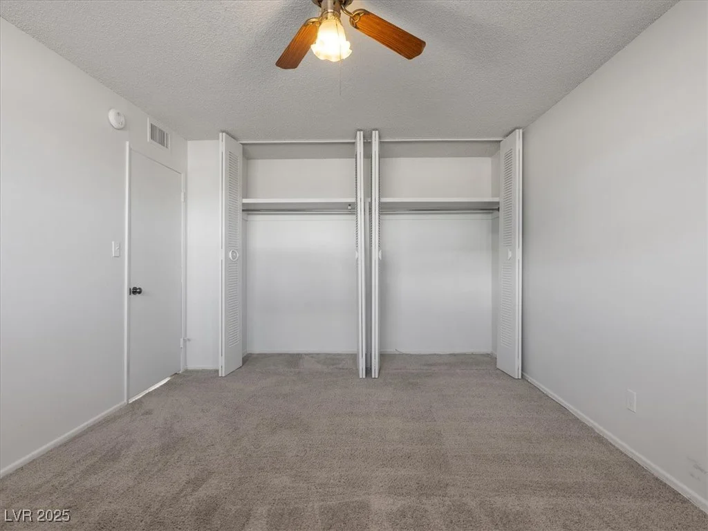 350 Desert Inn, Las Vegas, NV 89109