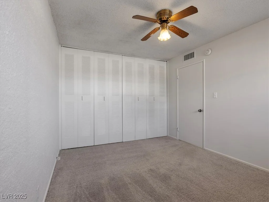350 Desert Inn, Las Vegas, NV 89109