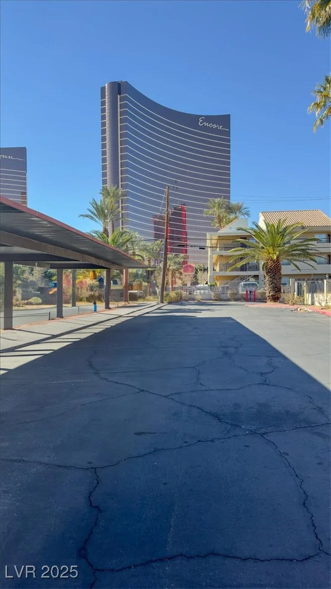 350 Desert Inn, Las Vegas, NV 89109