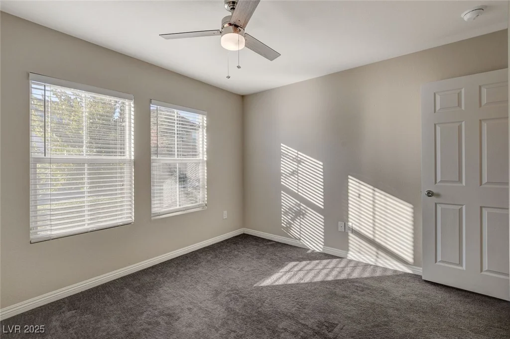 3849 Park Field, Las Vegas, NV 89120