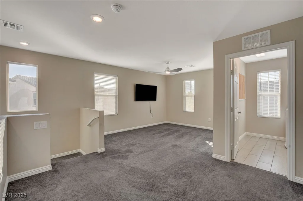 3849 Park Field, Las Vegas, NV 89120