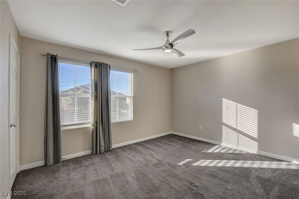 3849 Park Field, Las Vegas, NV 89120