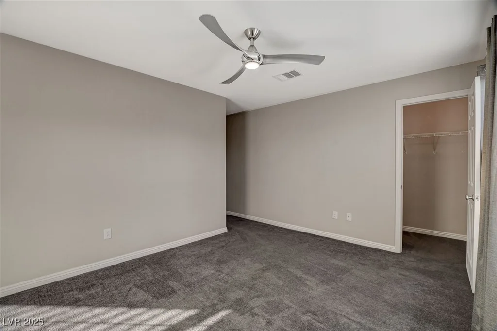 3849 Park Field, Las Vegas, NV 89120