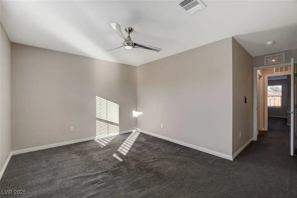 3849 Park Field, Las Vegas, NV 89120