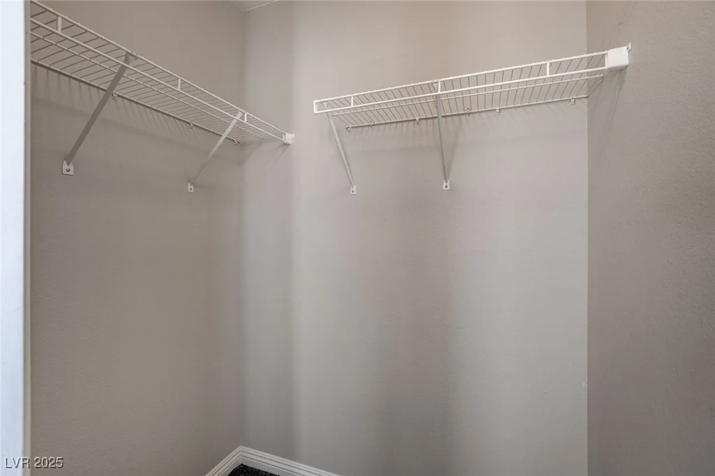 3849 Park Field, Las Vegas, NV 89120