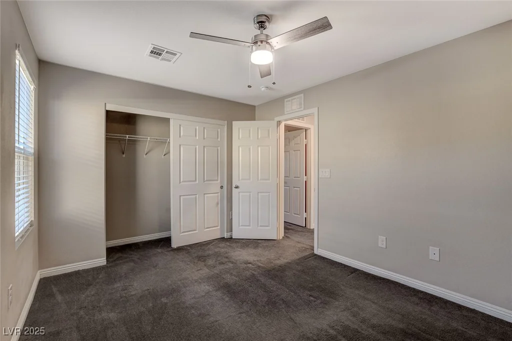 3849 Park Field, Las Vegas, NV 89120