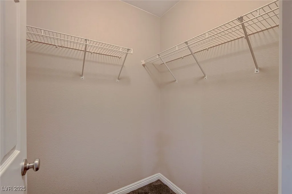 3849 Park Field, Las Vegas, NV 89120