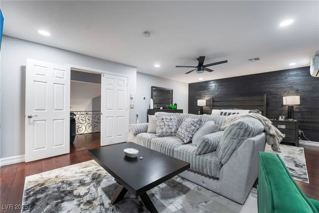 3364 Canoe Cove, Las Vegas, NV 89117