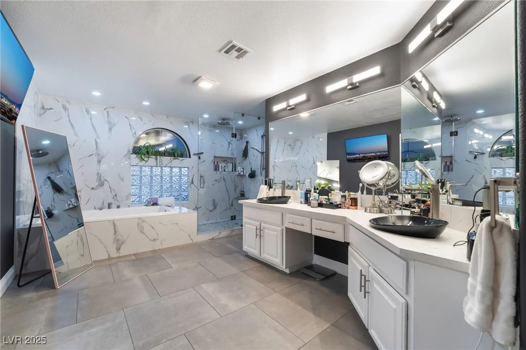 3364 Canoe Cove, Las Vegas, NV 89117