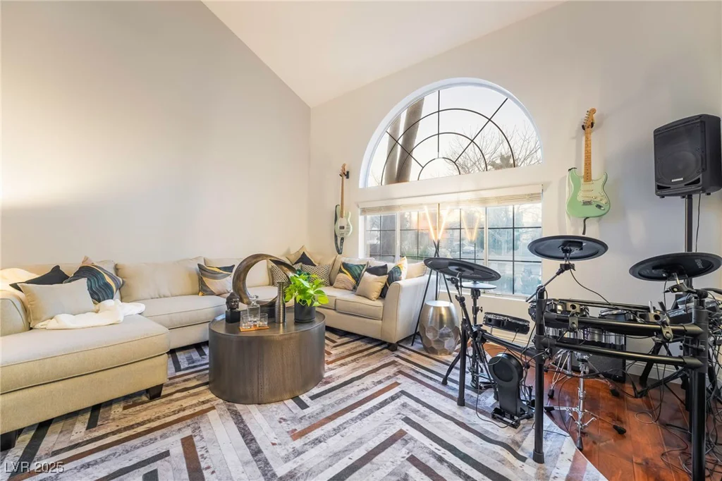 3364 Canoe Cove, Las Vegas, NV 89117