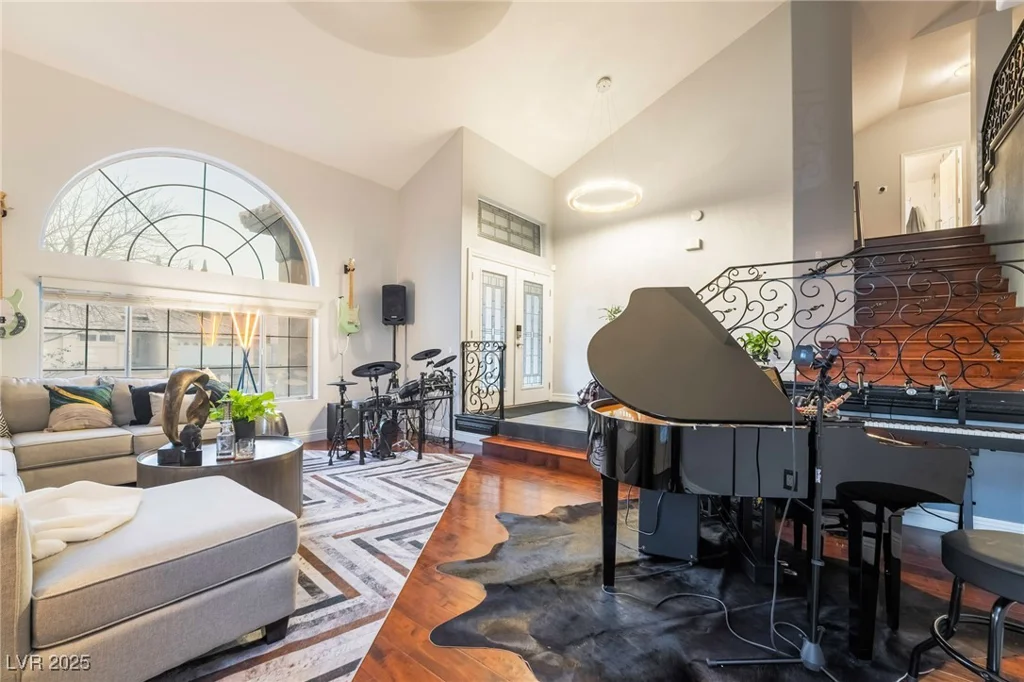 3364 Canoe Cove, Las Vegas, NV 89117