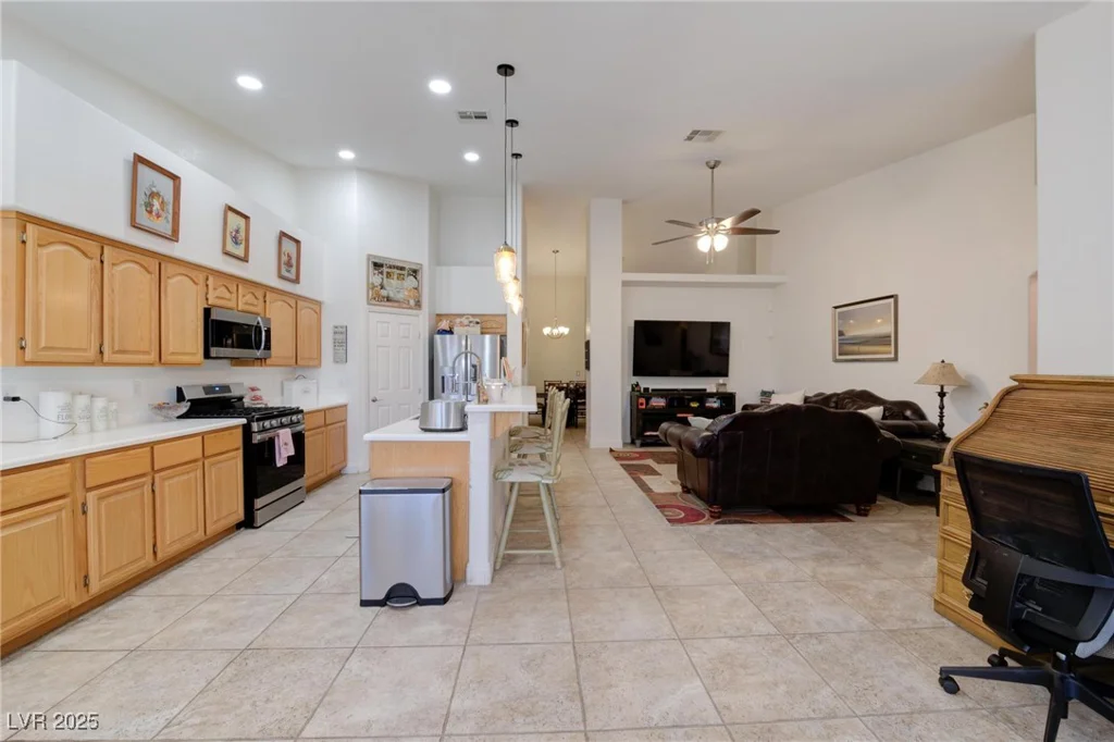 6309 Kraft, Las Vegas, NV 89130