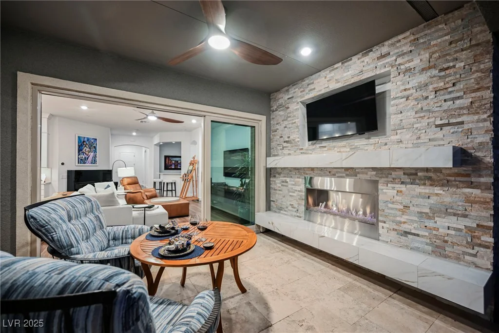 140 Springbough, Las Vegas, NV 89138