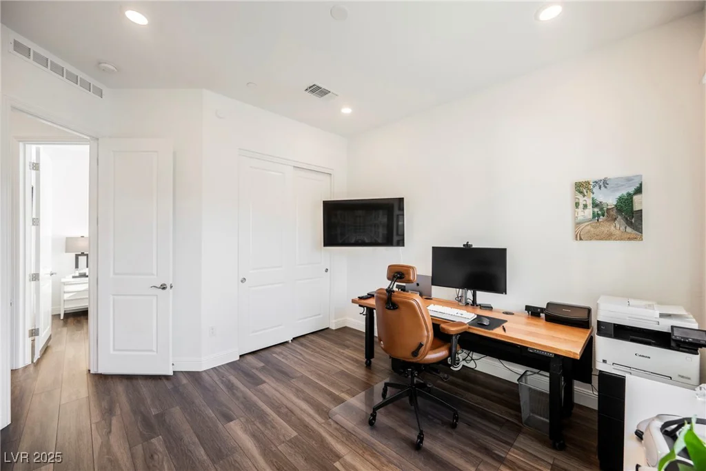 140 Springbough, Las Vegas, NV 89138