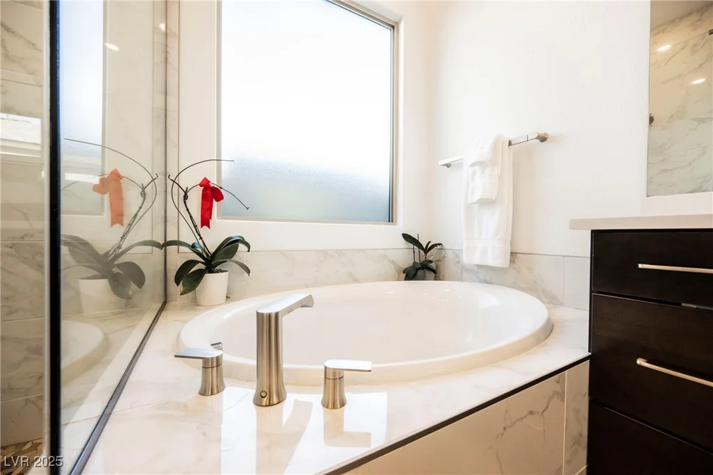 140 Springbough, Las Vegas, NV 89138