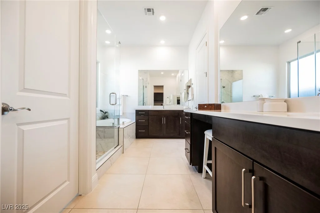 140 Springbough, Las Vegas, NV 89138