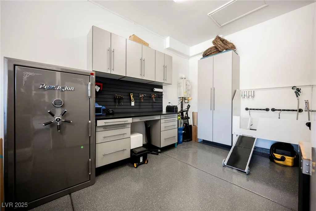 140 Springbough, Las Vegas, NV 89138