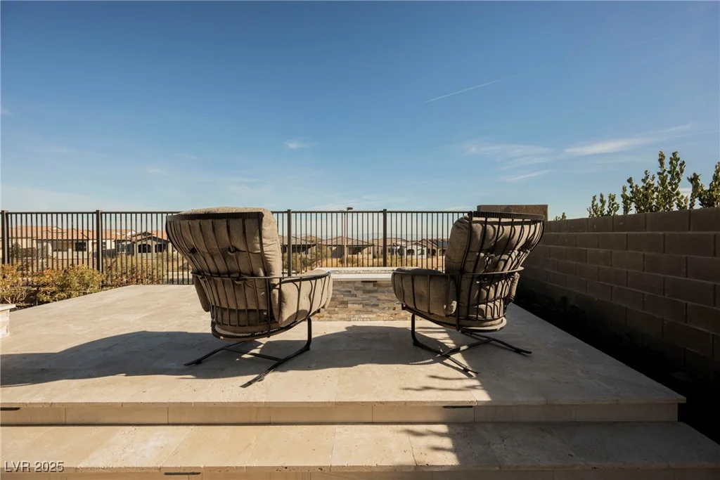 140 Springbough, Las Vegas, NV 89138