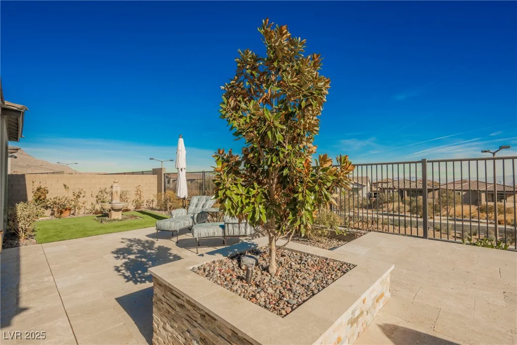 140 Springbough, Las Vegas, NV 89138